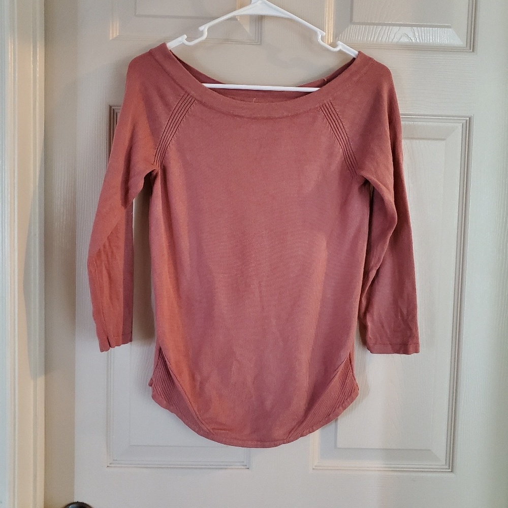 Fitted wide neck sweater